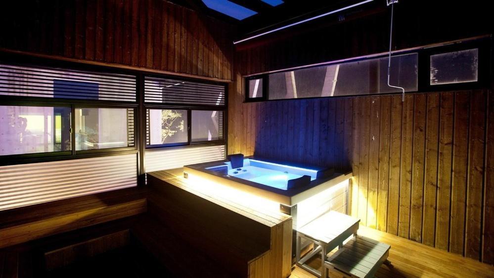 Bao House Pool Villa Янпхён Экстерьер фото